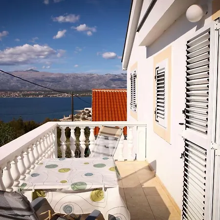 Vidrice Apartment