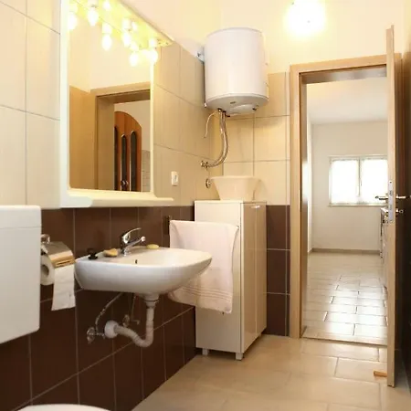 Vidrice Apartment
