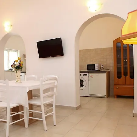 Vidrice Novigrad (Dalmatia)